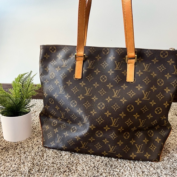 Authentic Louis Vuitton Monogram Cabas Mezzo - Picture 2 of 11